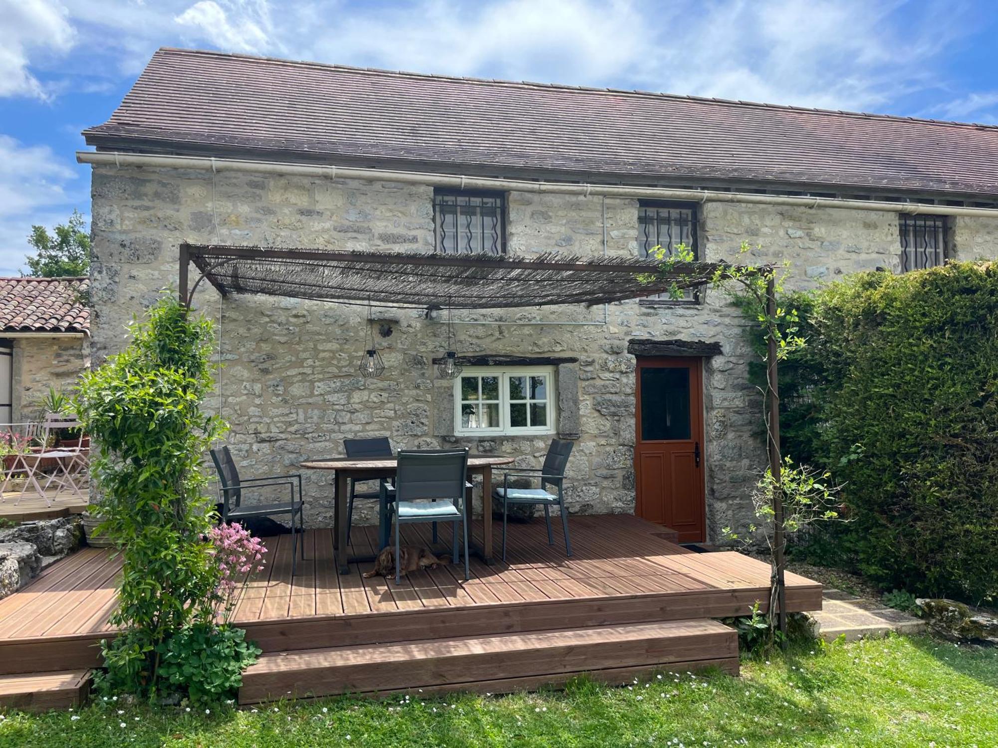 Les Gites Perard Caylus Exterior photo
