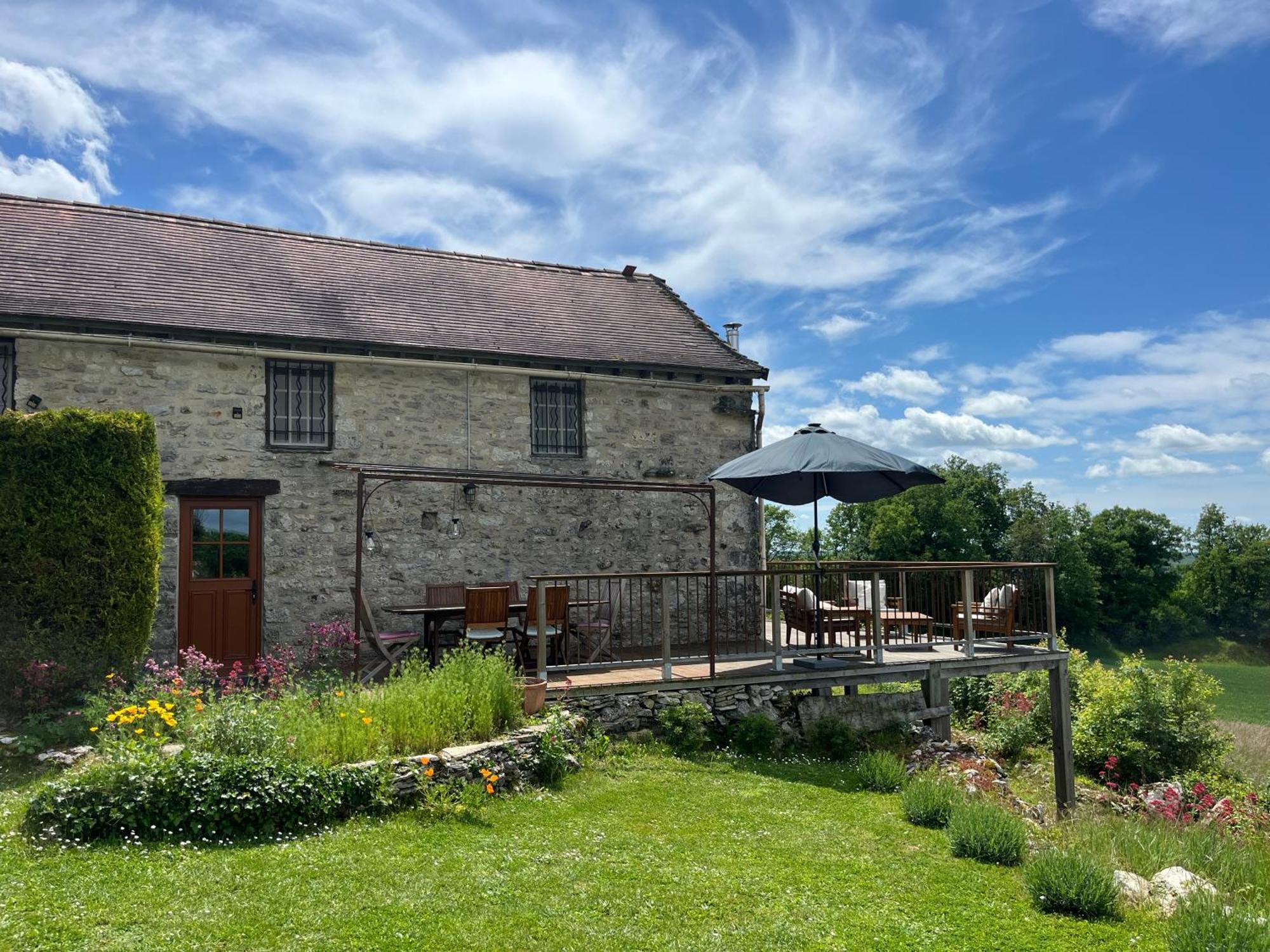 Les Gites Perard Caylus Exterior photo